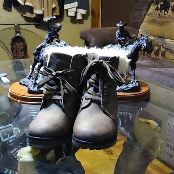 Apres by Lamo Shoes - Apres by Lamo Ankle Boots 9